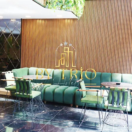 By Trio Provincia di Istanbul