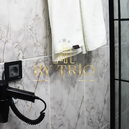 By Trio Hotel Istanboel